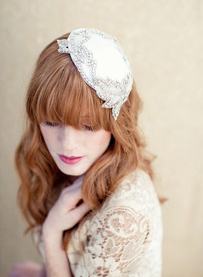 Bridal Mini Hat by Loboheme