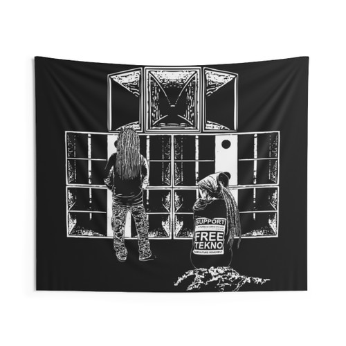 23FA121 Tekno 23 Mar Tapestry