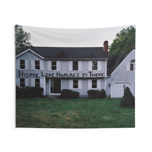Cozy home decor tapestry with 'Like No Place is There' design