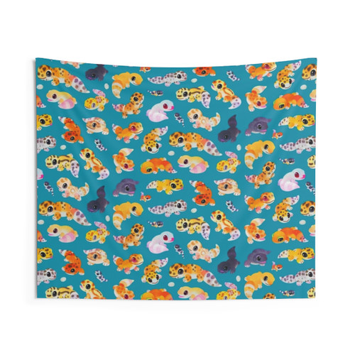 Vibrant tapestry featuring a detailed leopard gecko design