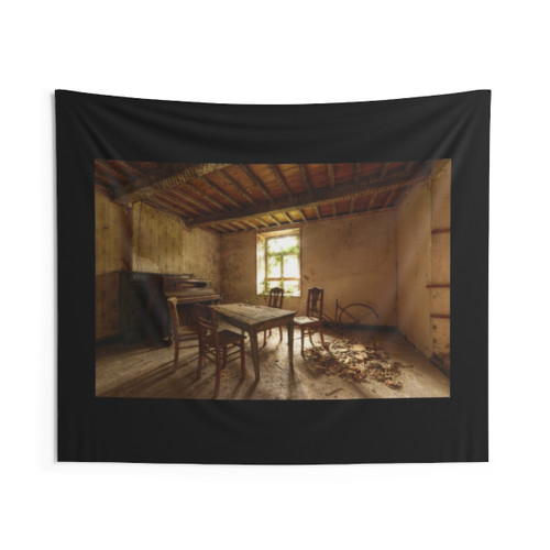 Maison Saraphine Urbex Tapestry