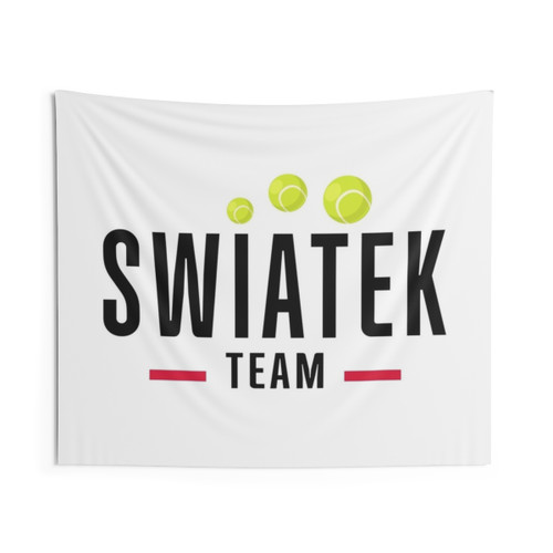 1ga Swiatek Tennis Tapestry
