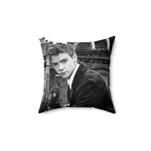 Thomas Brodie-Sangster 2 Memory Foam Pillow