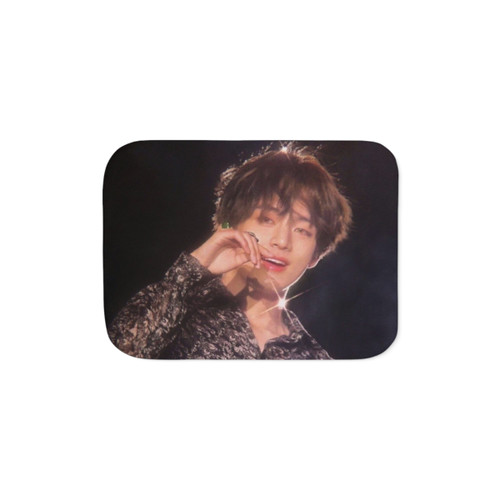 Taehyung 90s Heartthrob Sherpa Blanket