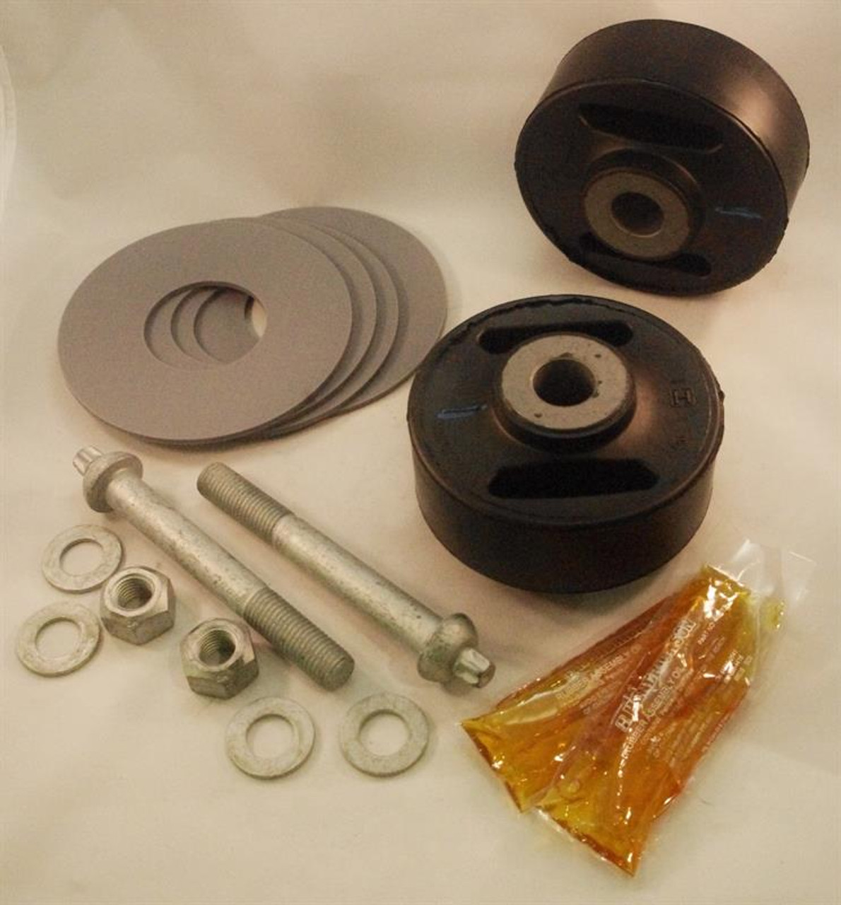 ♡.*・゜ SUPERPRO Rear Control Arm Bushing Kit For Nissan Skyline