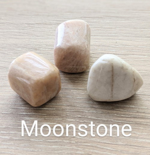 Moonstone - cube or medium