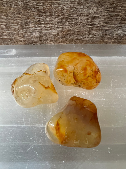 Honey Agate - tumbled