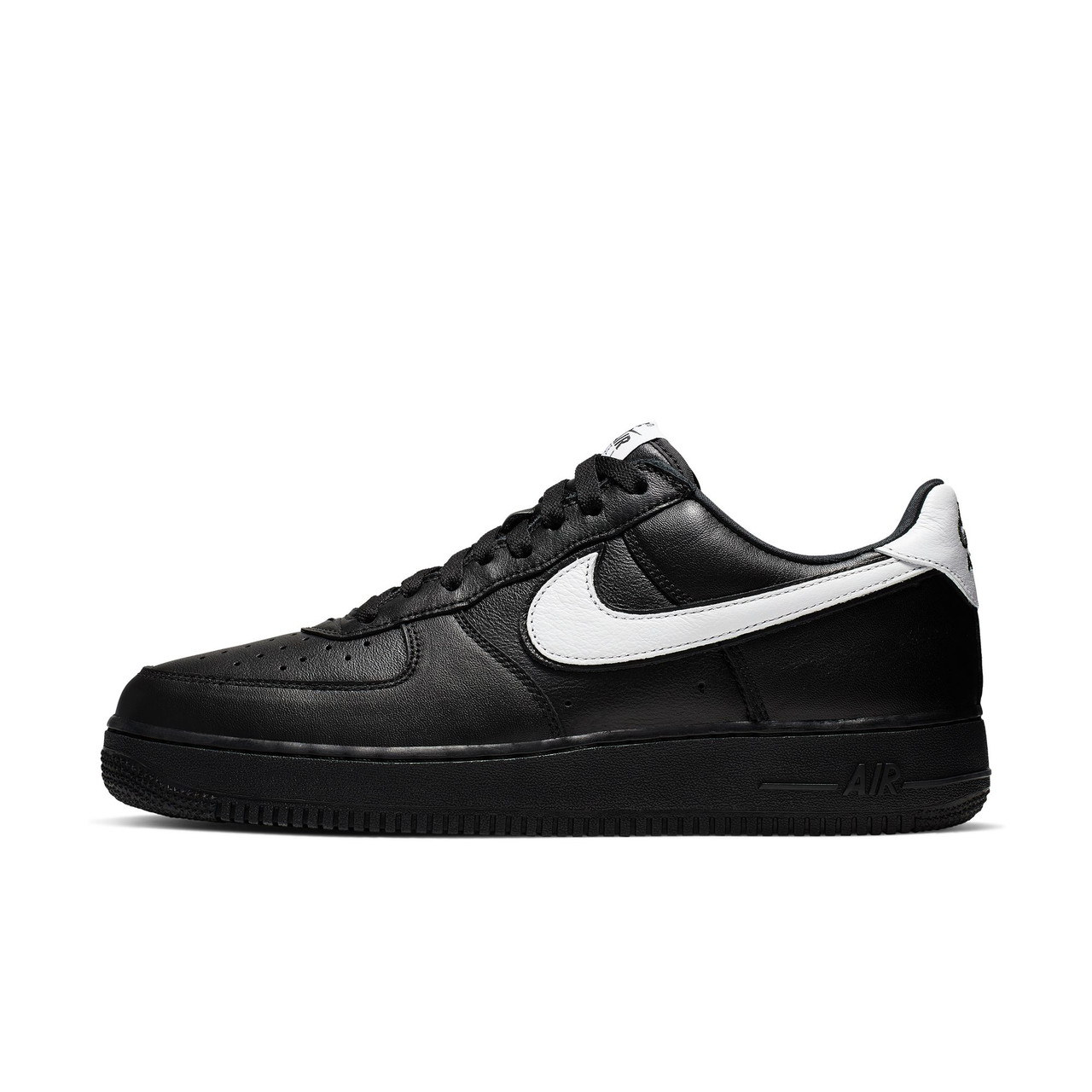 NIKE AIR FORCE 1 LOW RETRO QS 