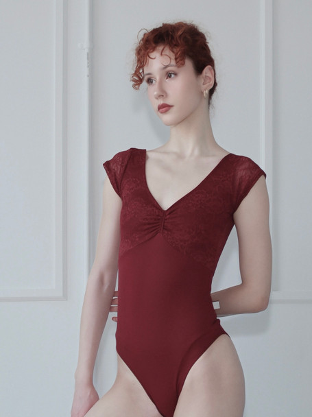 BURGUNDY LACE OVERLAY LEO