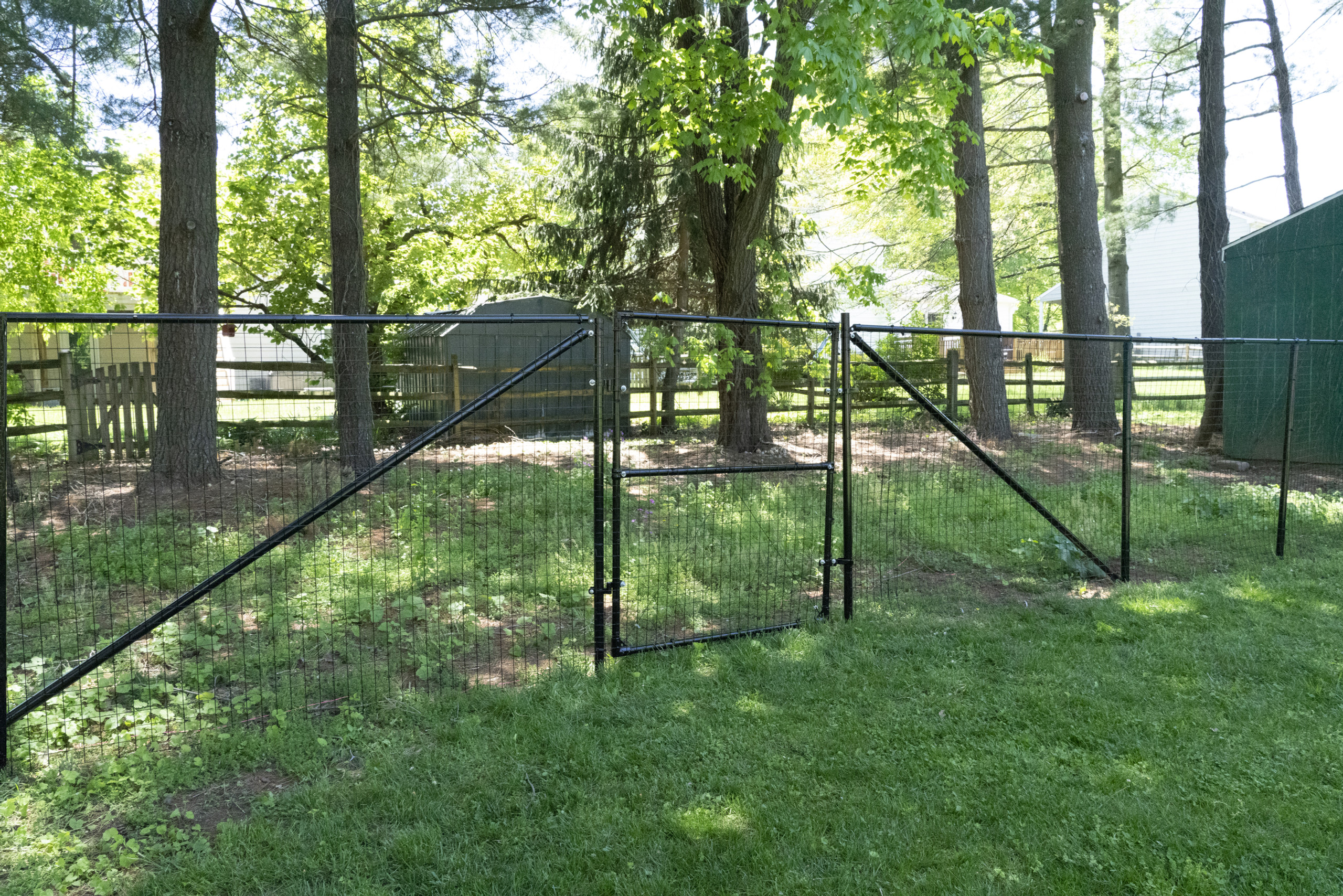 Picture of Dog Fence Sleeved Dual Driveway Gate - Top/Dual Rail