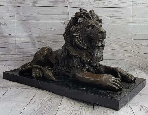 Bronze Guardian Lion Sculpture - Barye