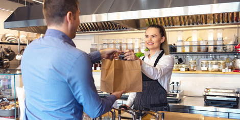 Para llevar y a domicilio: servicios que harán crecer tu restaurante