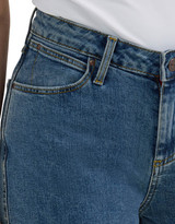 Wrangler Women's 18 Slim High Rise Slim Fit Tapered Leg Jeans - Stonewash