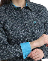 Cinch Women's Stretch Long Sleeve Print Button Down Shirt - Navy/Green