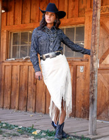 Cruel Women's Mid Rise Faux Suede Fringe Midi Skirt - Cream