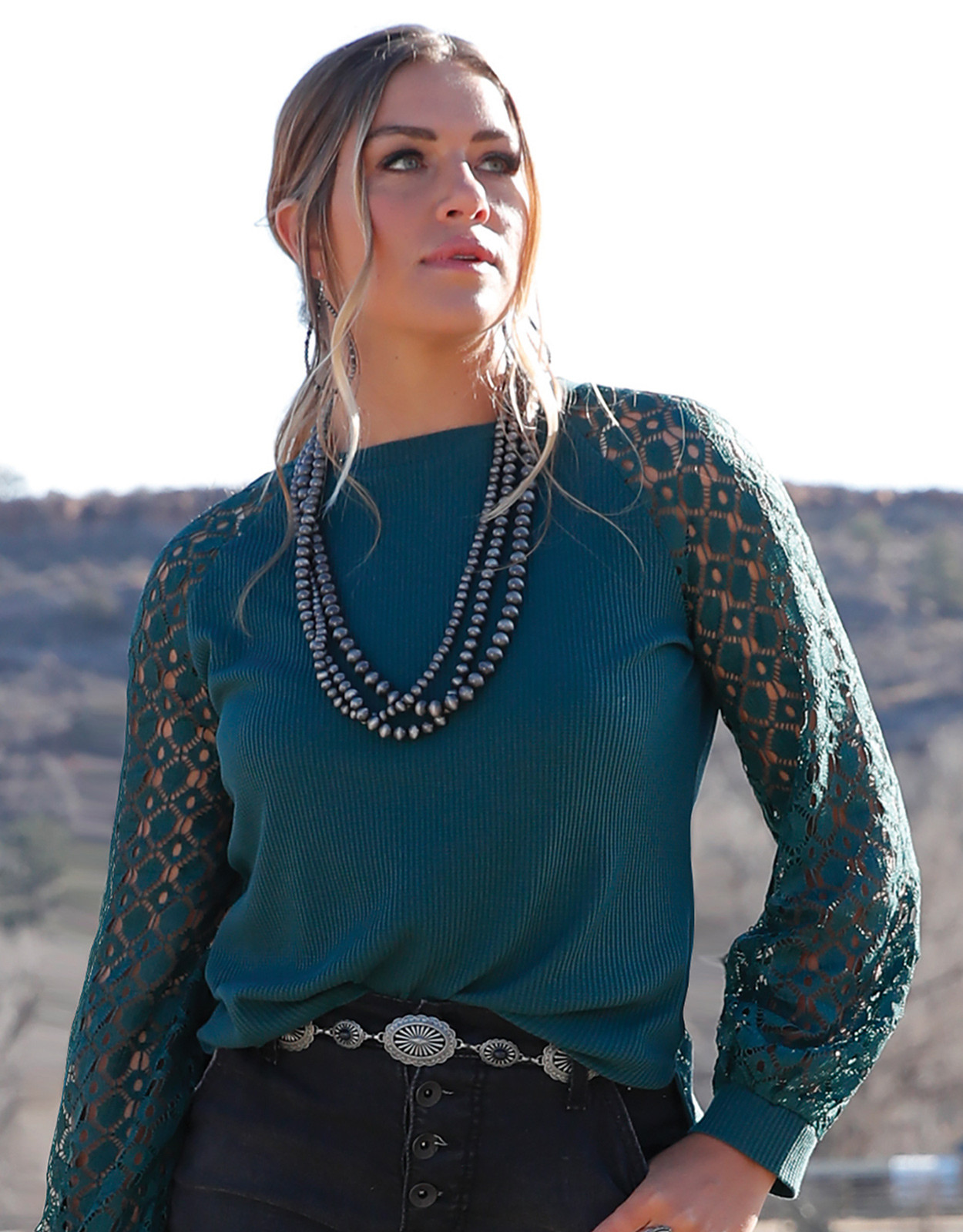 Cruel Women's Crochet Long Sleeve Solid Top - Forest Green