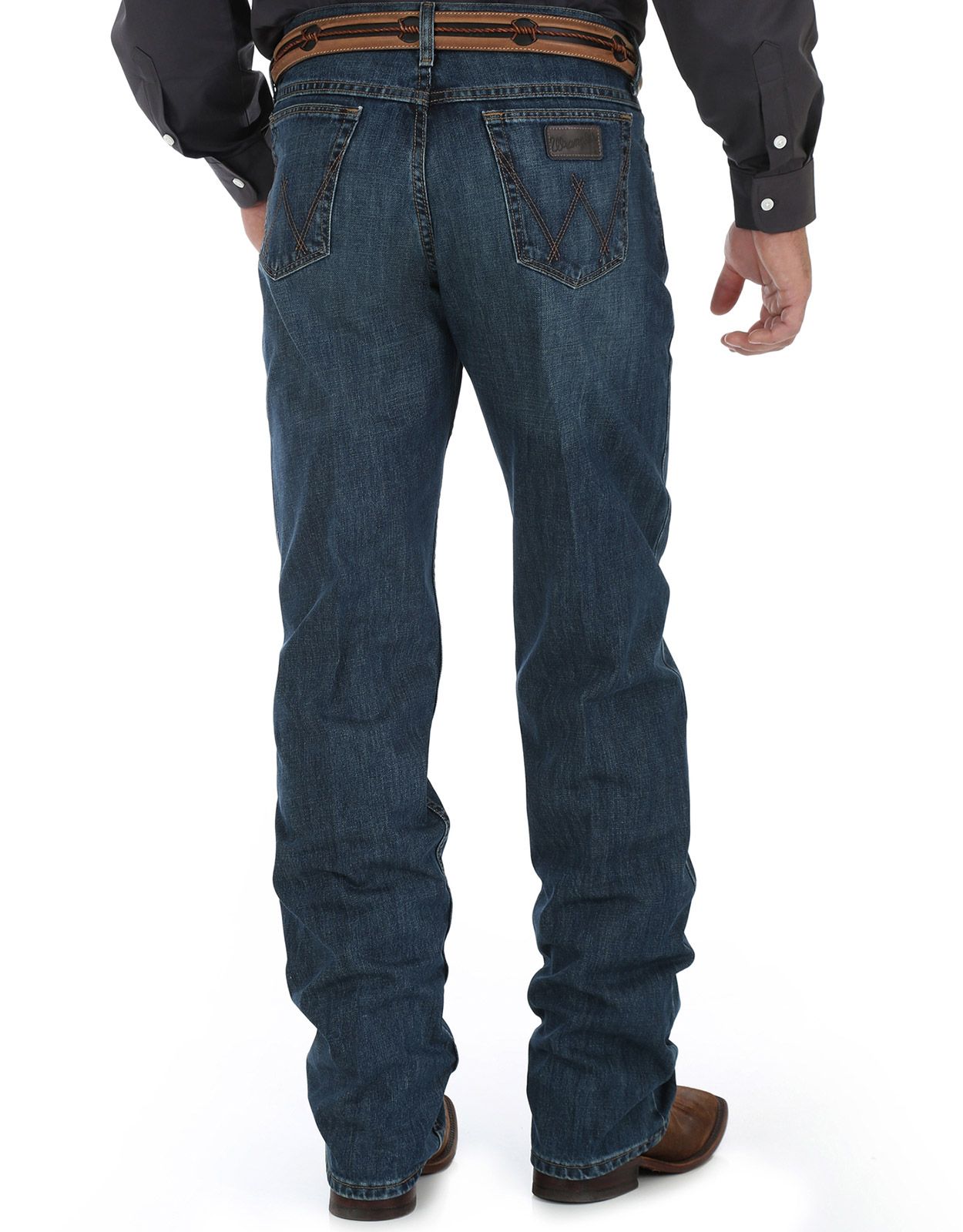 Wrangler Men's 01 Competition Low Rise Relaxed Fit Boot Cut