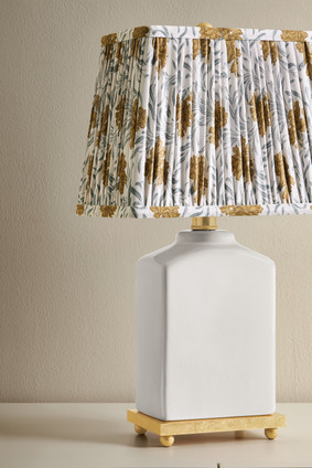 Brynn One Light Table Lamp (HL268201B-CL)