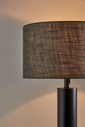 Ezra Table Lamp (1560-01)