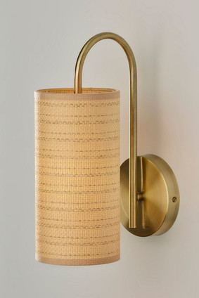 Adesso Home - 5190-21 - Wall Lamp - Mendoza - Antique Brass