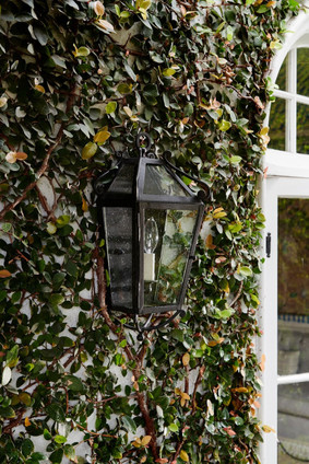 Santa Barbara County One Light Wall Sconce (B4121-FRN)