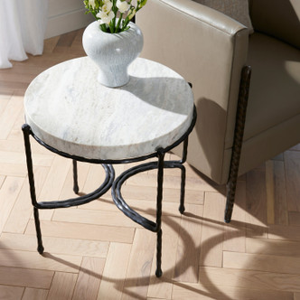 Cedrick End Table (FEI24)