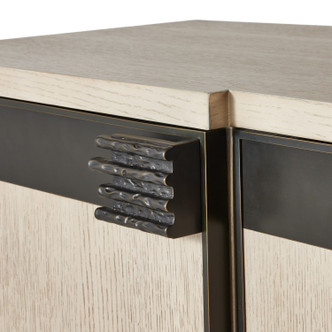 Cyrus Credenza (FZS10) Cyrus Credenza (FZS10)