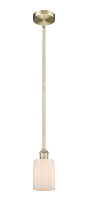 manufacturer_finish:Antique Brass|manufacturer_glass:Matte White Hadley|light_output:220.00lm|color_temperature:2200K|cri:99