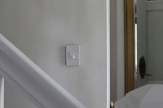 adorne One-Gang Screwless Wall Plate with Microban (AWP1G2WH6)