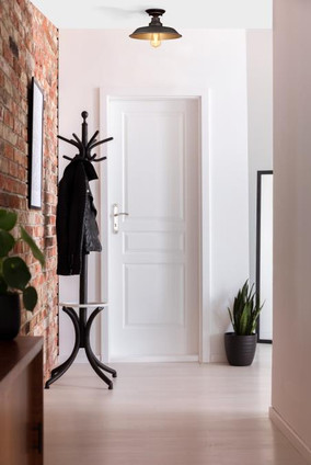 Iron Hill One Light Semi-Flush Mount (6370300) Iron Hill One Light Semi-Flush Mount (6370300)