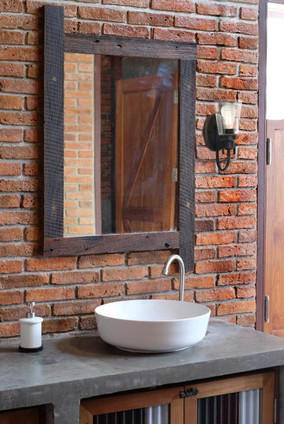 Ashton One Light Wall Fixture (6574500)