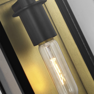 Freeport One Light Outdoor Wall Lantern (CO1111HTCP)