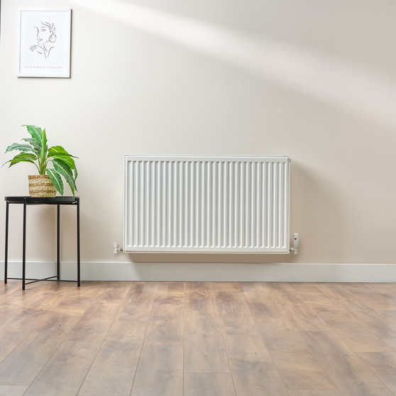 Compact 4 - 6DF Horizontal Radiator:  Traffic White (RAL 9016) 600mm H x 1000mm L - Compact-4-6DF1000W-White-Lifestyle-01.jpg