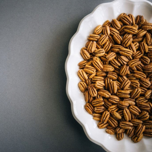 Mammoth Pecan Gift Tins