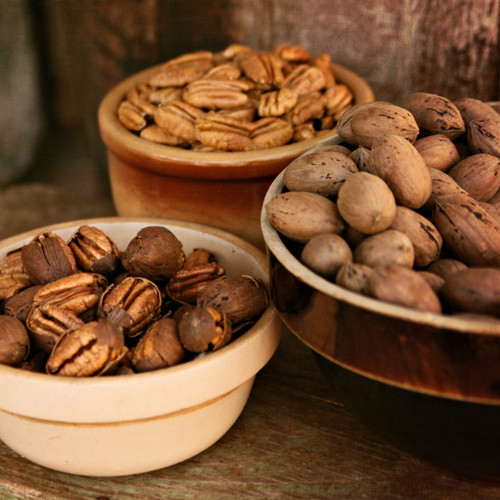 Mammoth Pecan Gift Tins