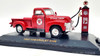 Road Champs Classic Scenes Texaco 1953 Chevrolet Pick-up and Gas Pump 1/43 USED