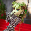 Off-White c/o Monster High Harmonie Ghoul Doll HNV20