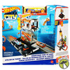 Hot Wheels City Downtown Tune Up Shop Playset With 1:64 Scale Vehicle NRFB