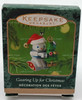 Gearing Up For Christmas Robot Elf Miniature Hallmark Keepsake Ornament 2001 New