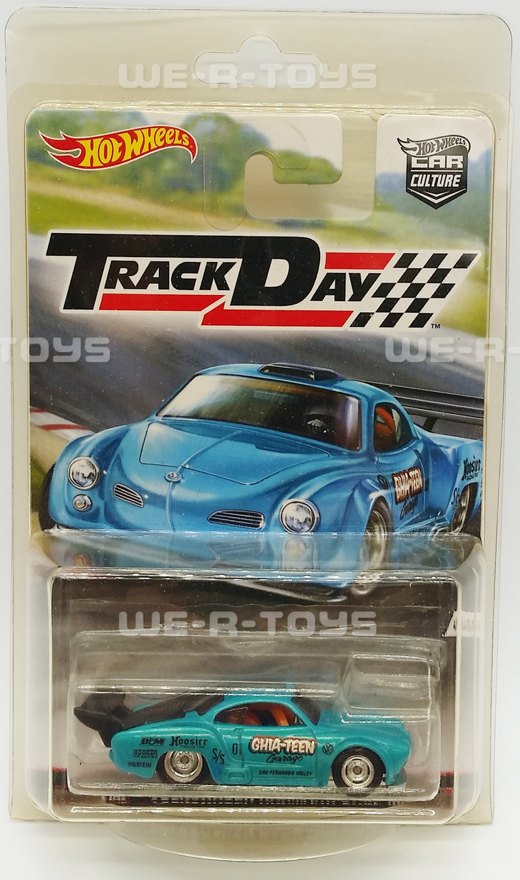 Lot of 3 Hot Wheels Track Day Porsche 935 Volkswagen Karmann Ghia