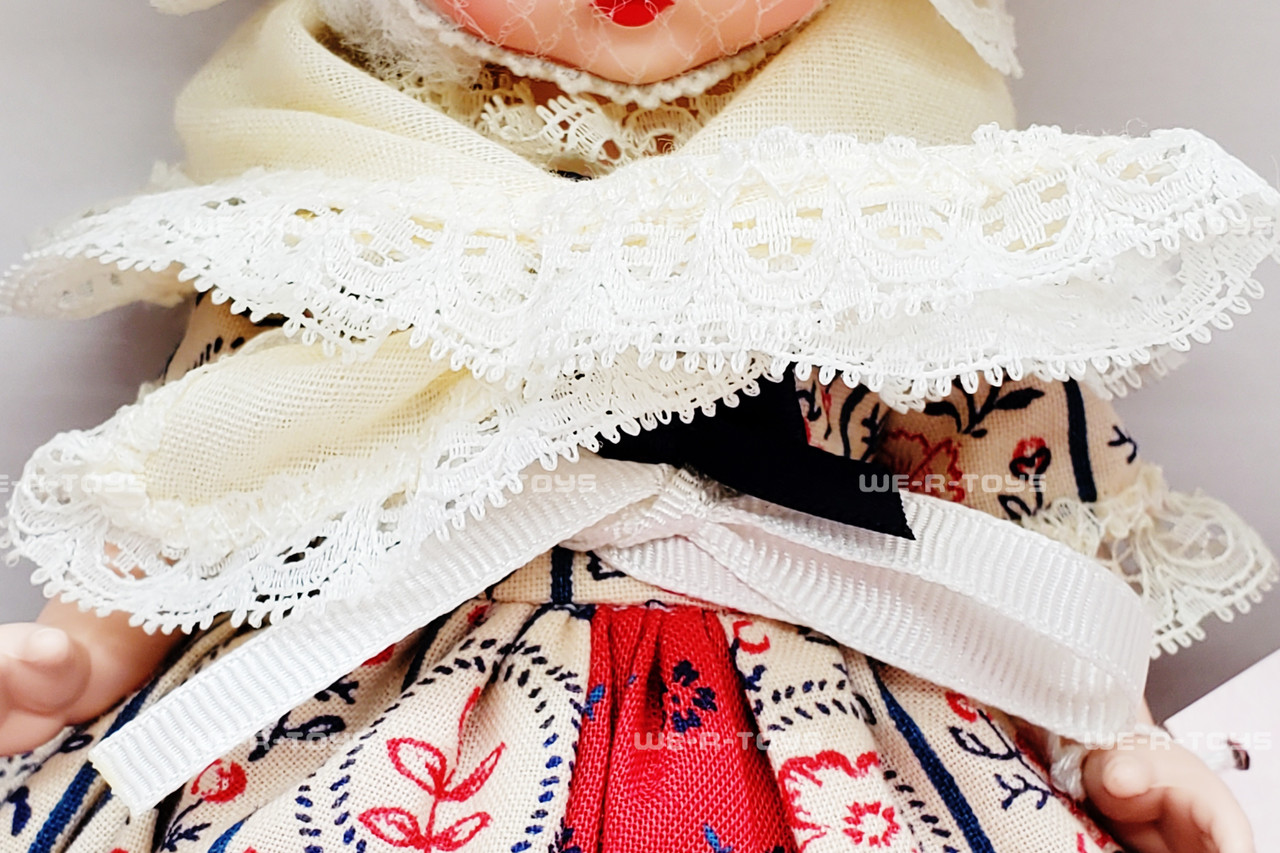 Madame Alexander Betsy Ross Doll No. 35705 NEW - We-R-Toys