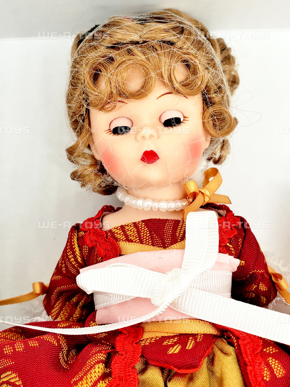 Madame Alexander Colonial Christmas Doll No. 60755 NEW - We-R-Toys