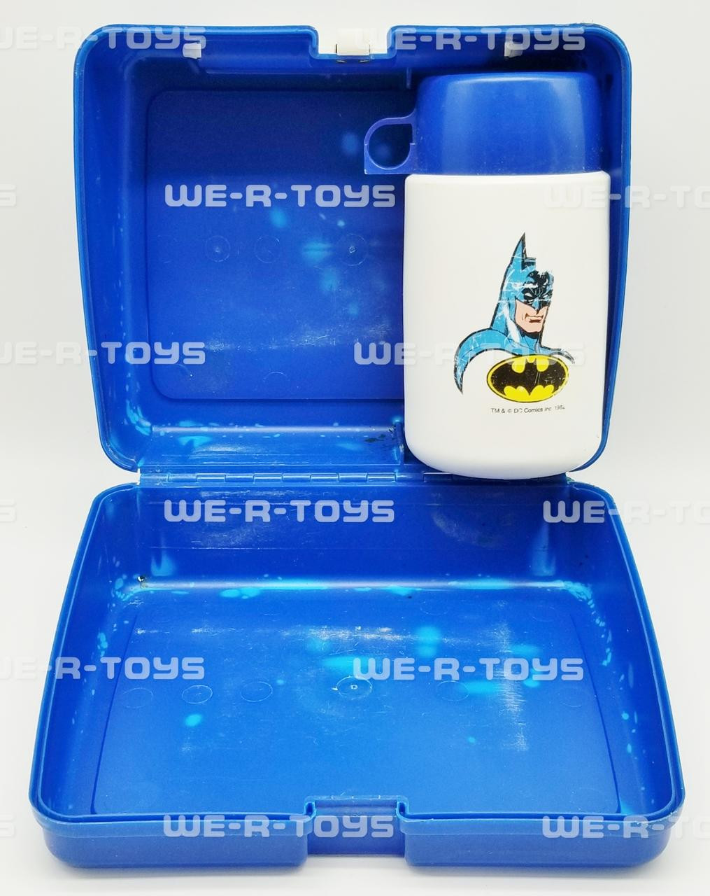 https://cdn11.bigcommerce.com/s-cy4lua1xoh/images/stencil/1280x1280/products/12643/73867/dc-batman-and-the-joker-thermos-plastic-lunchbox-dc-comics-1982-with-cup-used__79571.1654615230.jpg?c=1?imbypass=on
