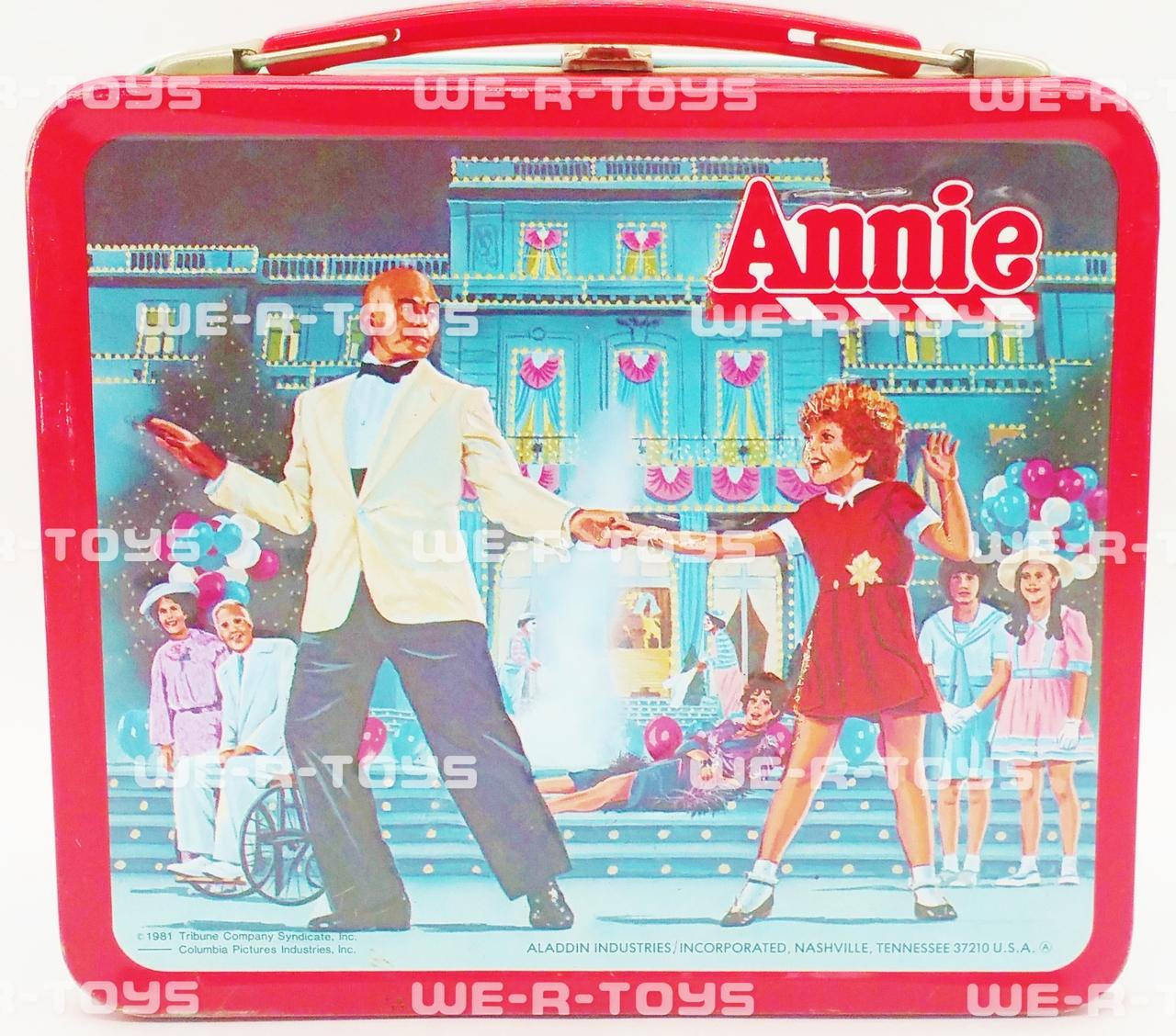 https://cdn11.bigcommerce.com/s-cy4lua1xoh/images/stencil/1280x1280/products/12875/73918/annie-metal-tin-lunchbox-1981-aladdin-industries-and-thermal-cup-used__14561.1654615711.jpg?c=1?imbypass=on