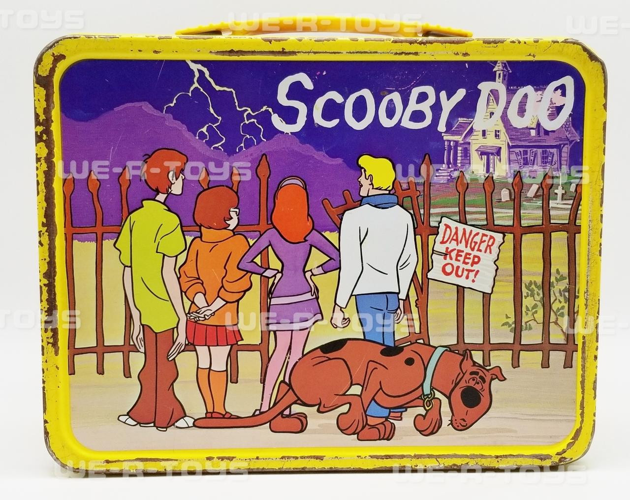 https://cdn11.bigcommerce.com/s-cy4lua1xoh/images/stencil/1280x1280/products/13431/85323/scooby-doo-tin-metal-lunchbox-and-thermos-1973-hanna-barbera-productions-used__07729.1659133228.jpg?c=1?imbypass=on