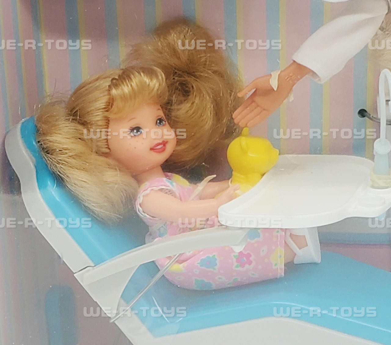 Dentist Barbie Doll Set with Patient 1997 Mattel No. 17255 NRFB