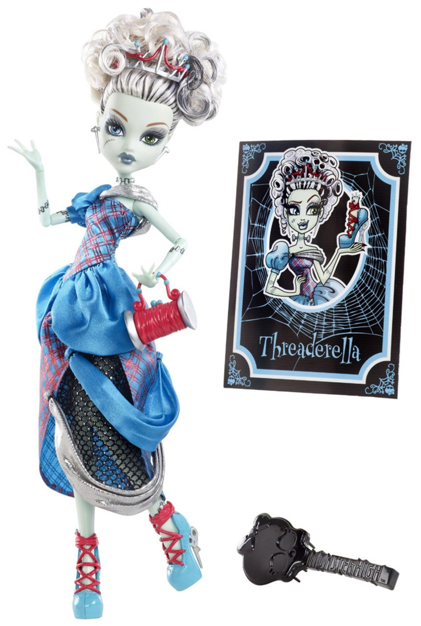 Monster High Scarily Ever After Frankie Stein as