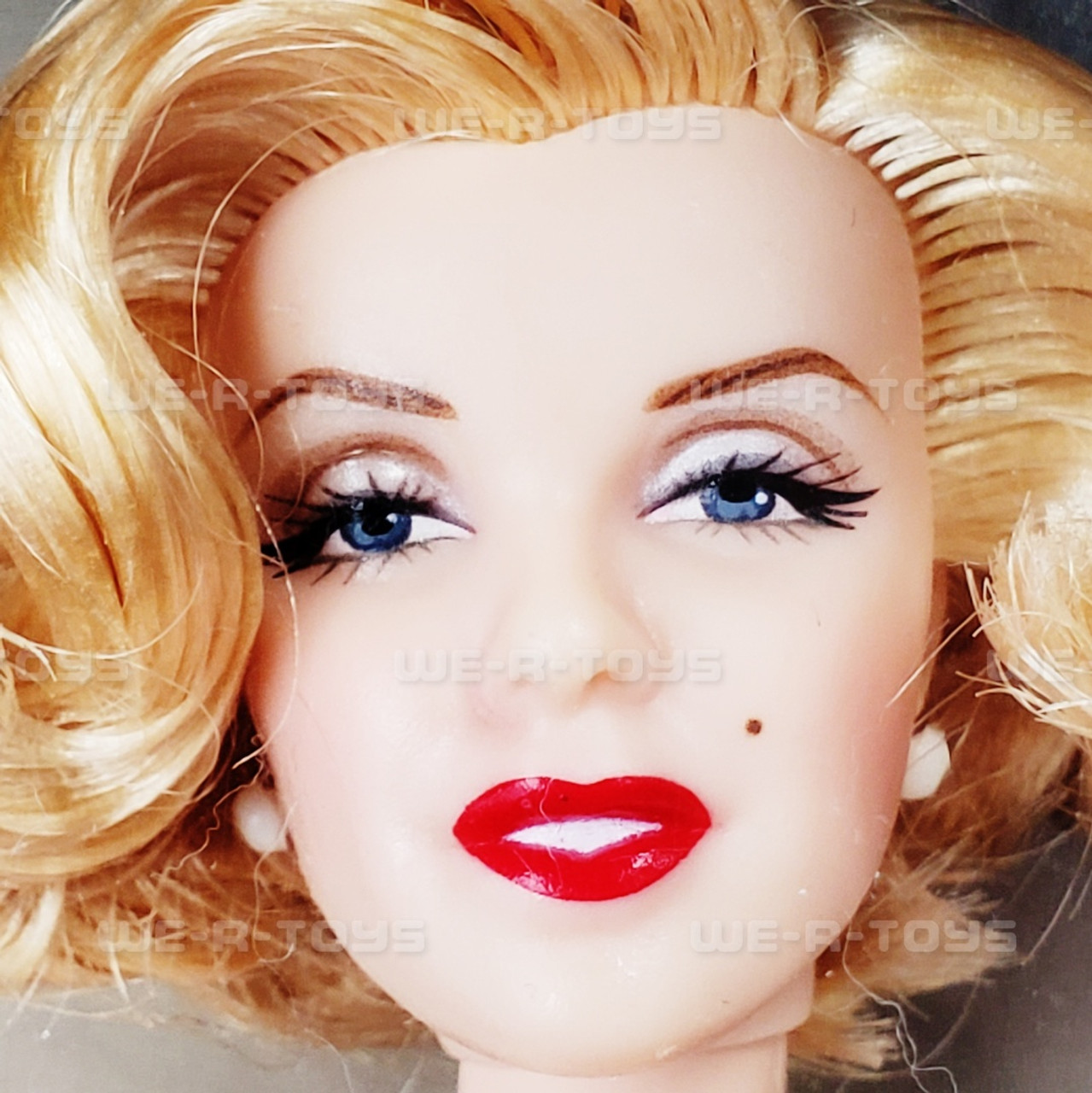 Marilyn Monroe Barbie Timeless Treasures Collector Edition 2001