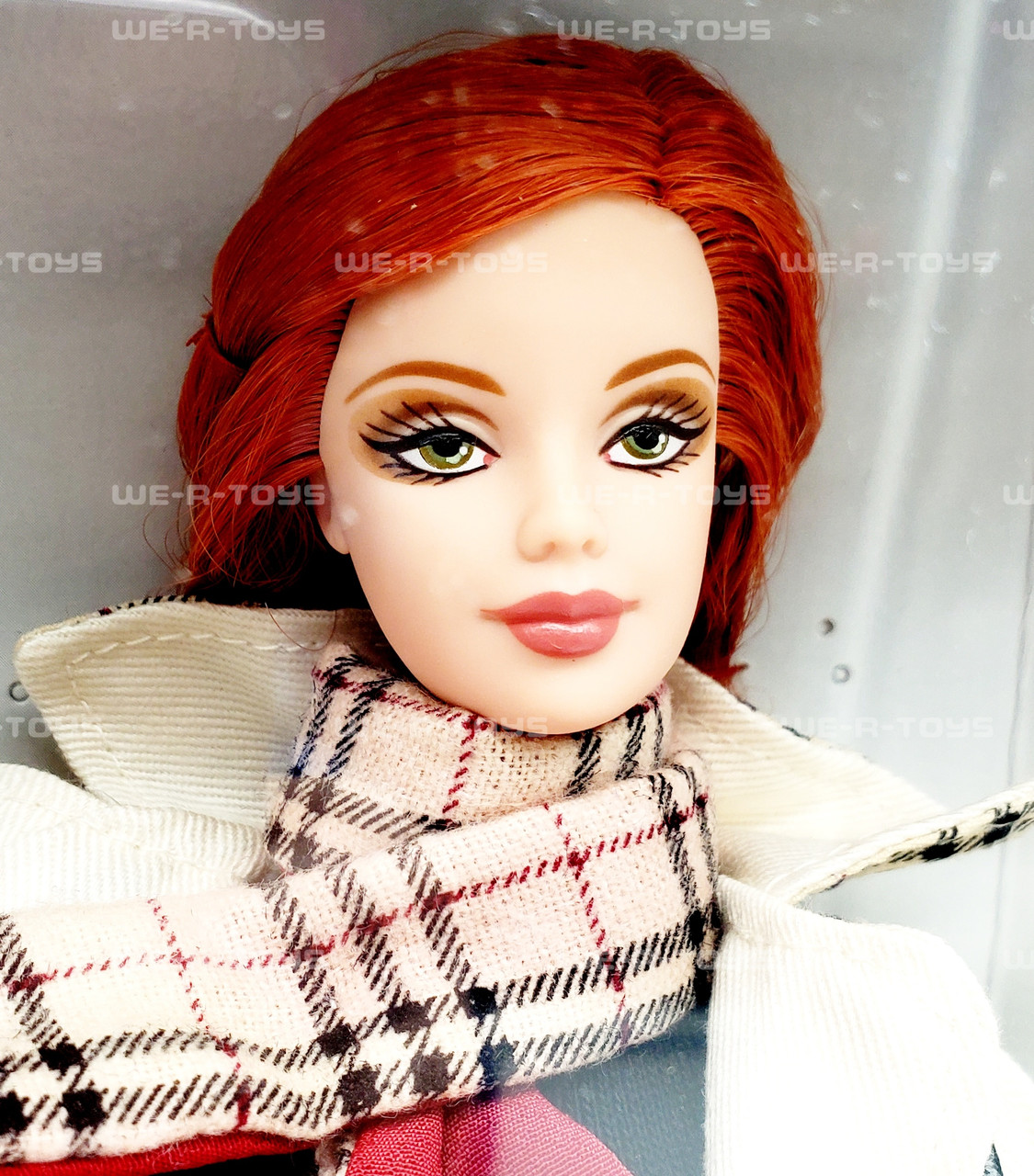 大口注文BURBERRY　Barbie 人形