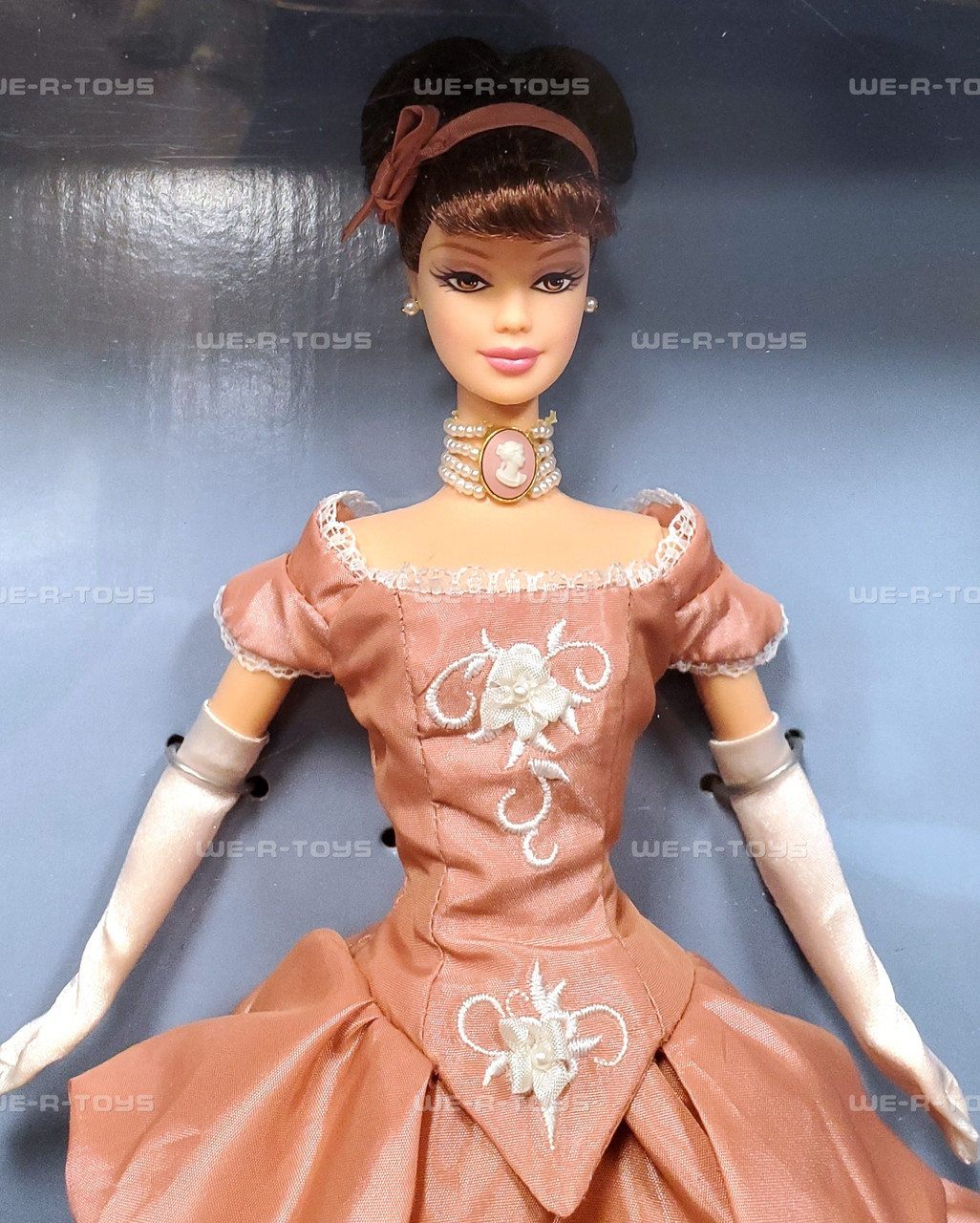 Wedgwood Barbie Doll Limited Edition Pink Dress 2000 Mattel